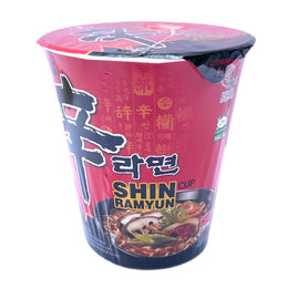 Shin Cup บะหมี่กึ่งสำเร็จรูปรสเผ็ด