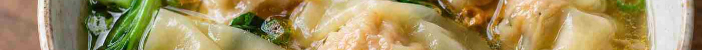 Wonton suppe med klar bouillon